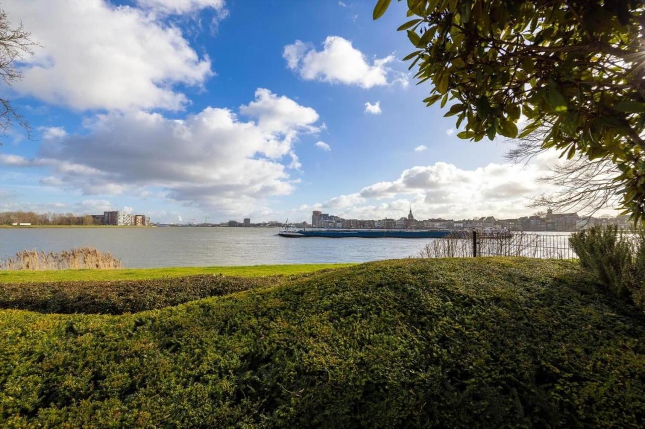 Apartamento Studio Aan De Maas Zwijndrecht Exterior foto
